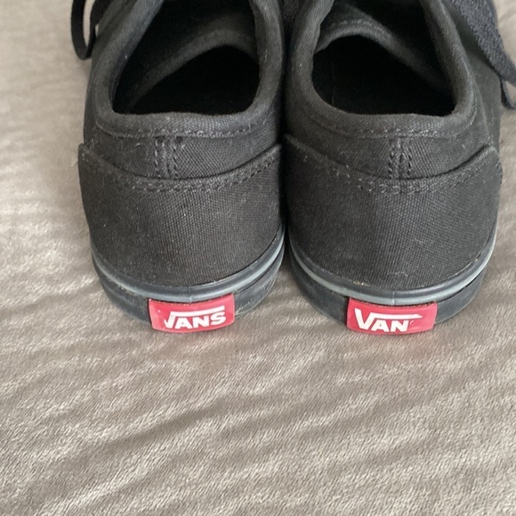 Vans Classic Black Sneakers - Picture 3 of 5